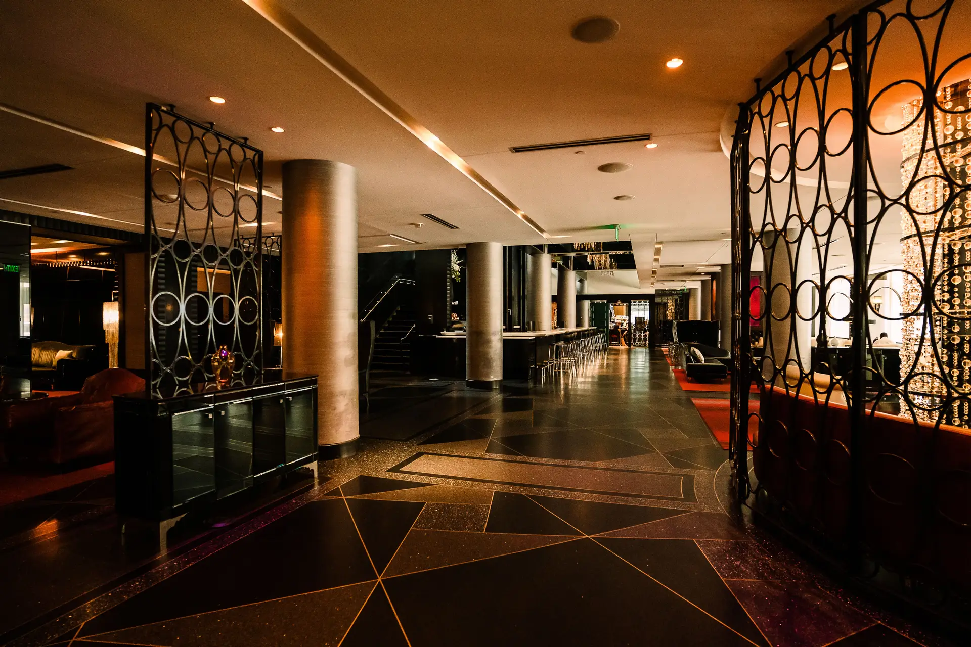 Artistic lobby design elements