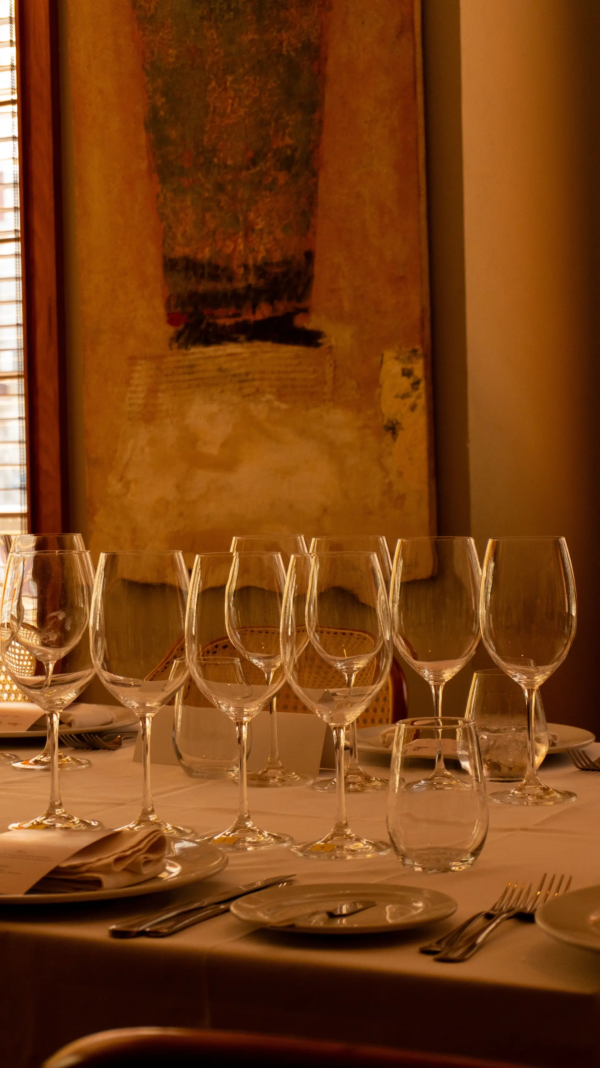 Sophisticated dining table arrangement